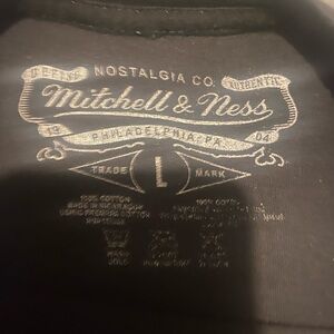 Charlotte Hornets Logo T-shirt